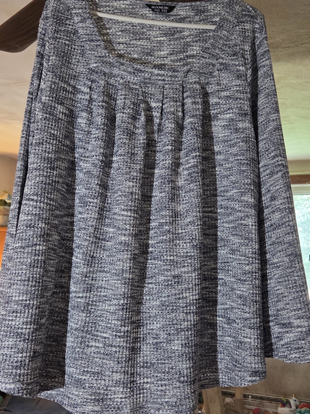 BloomChic Gray Knit Pleated Scoop Neck Top